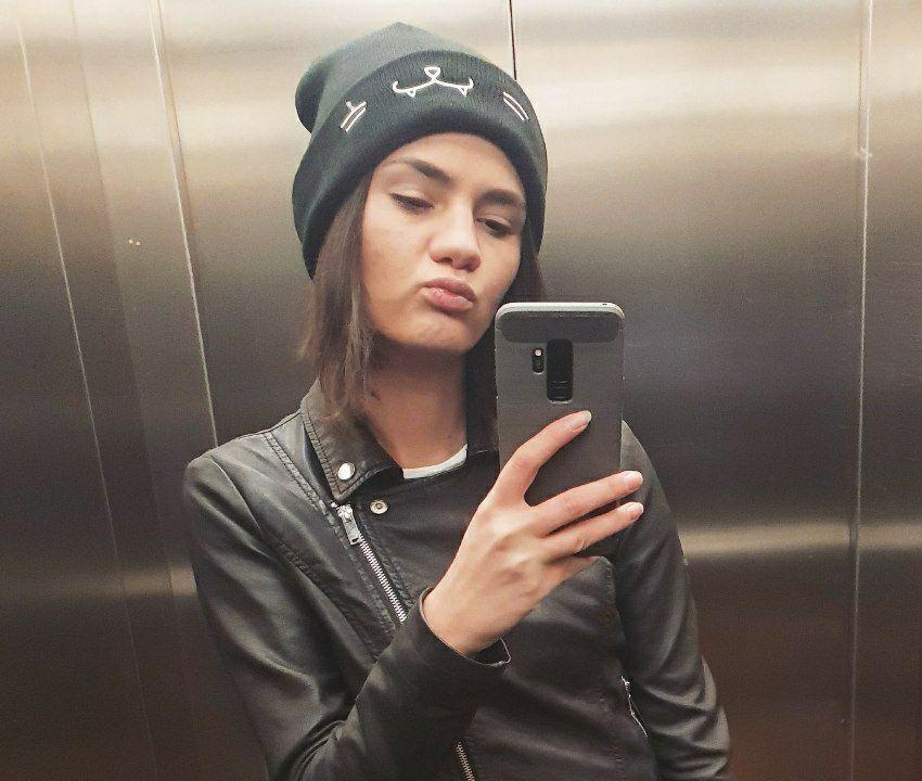 Анфиса привлекательная девушка из Миасса цена от 3500 руб