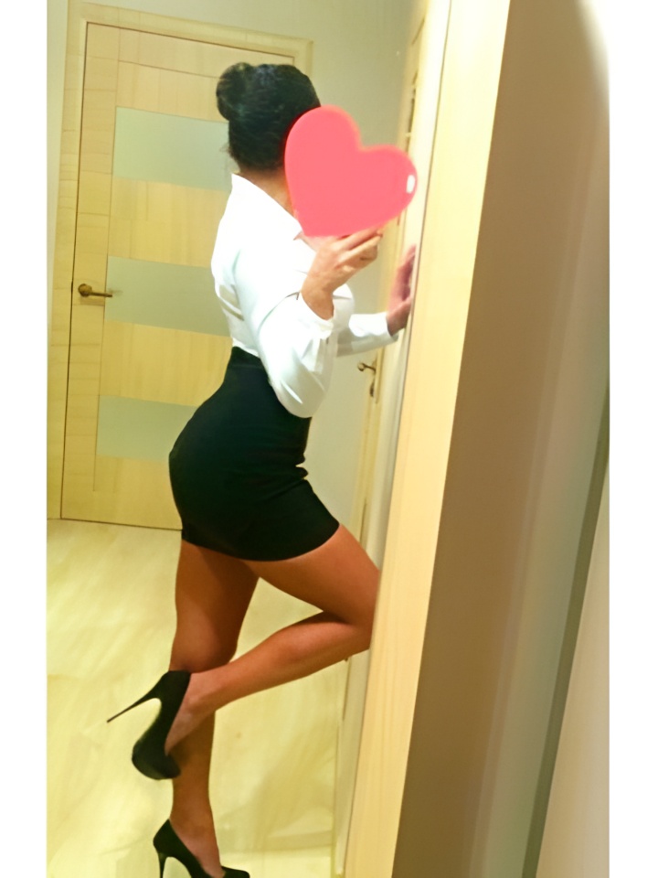 Индивидуалка Венера, доступна для личного знакомства от 2500 руб